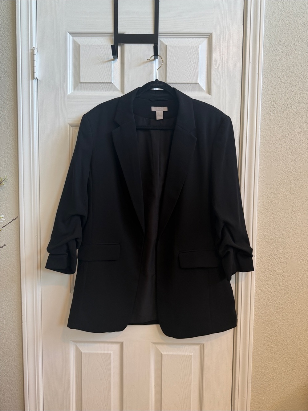 H&M Black Women's Blazer Jacket - Classic Open-Front